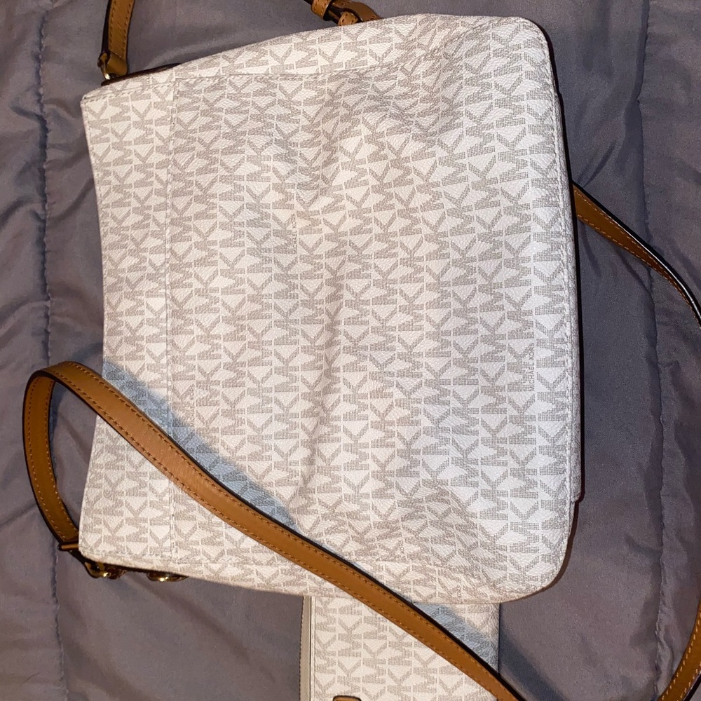 Micheal Kors Crossbody & Wallet